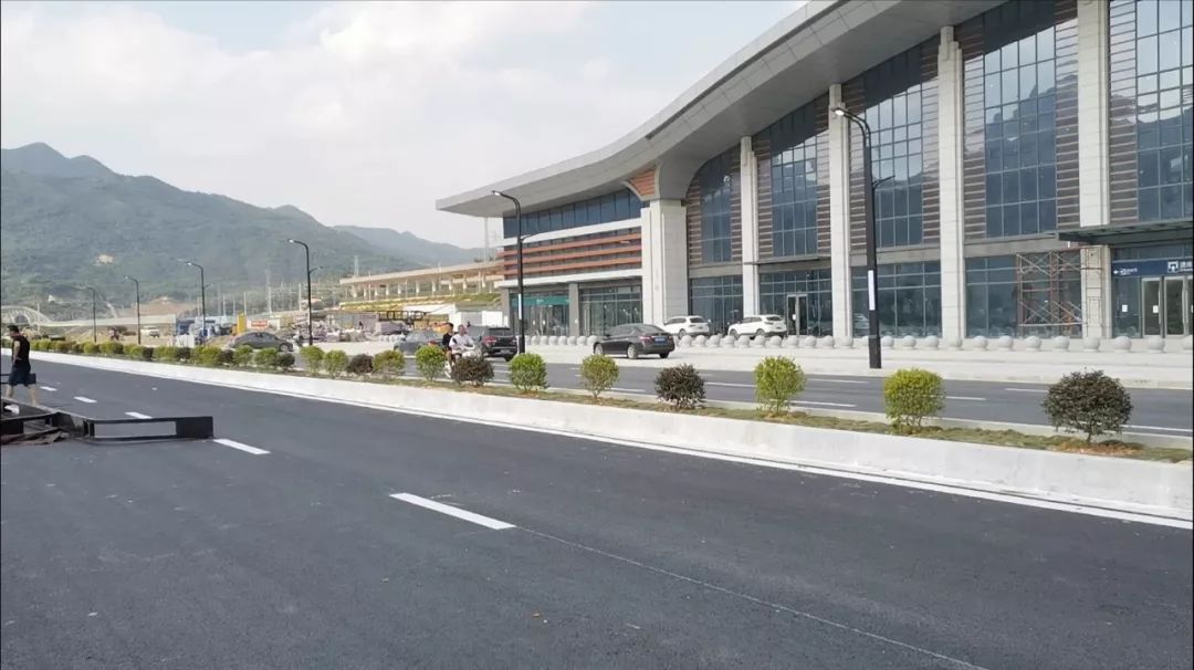 梅汕高铁丰顺东站,建桥站配套工程建设进入收尾攻坚阶段