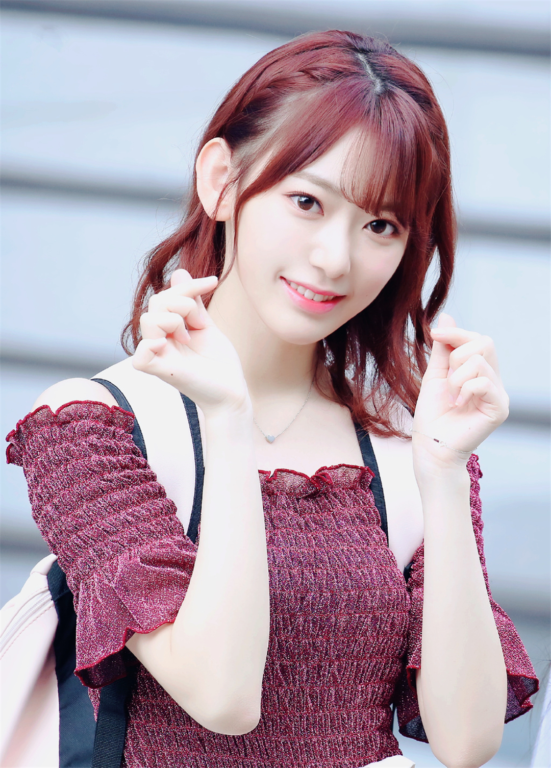 日本新生代女星宮脇咲良参加综艺,可爱面容引人关注