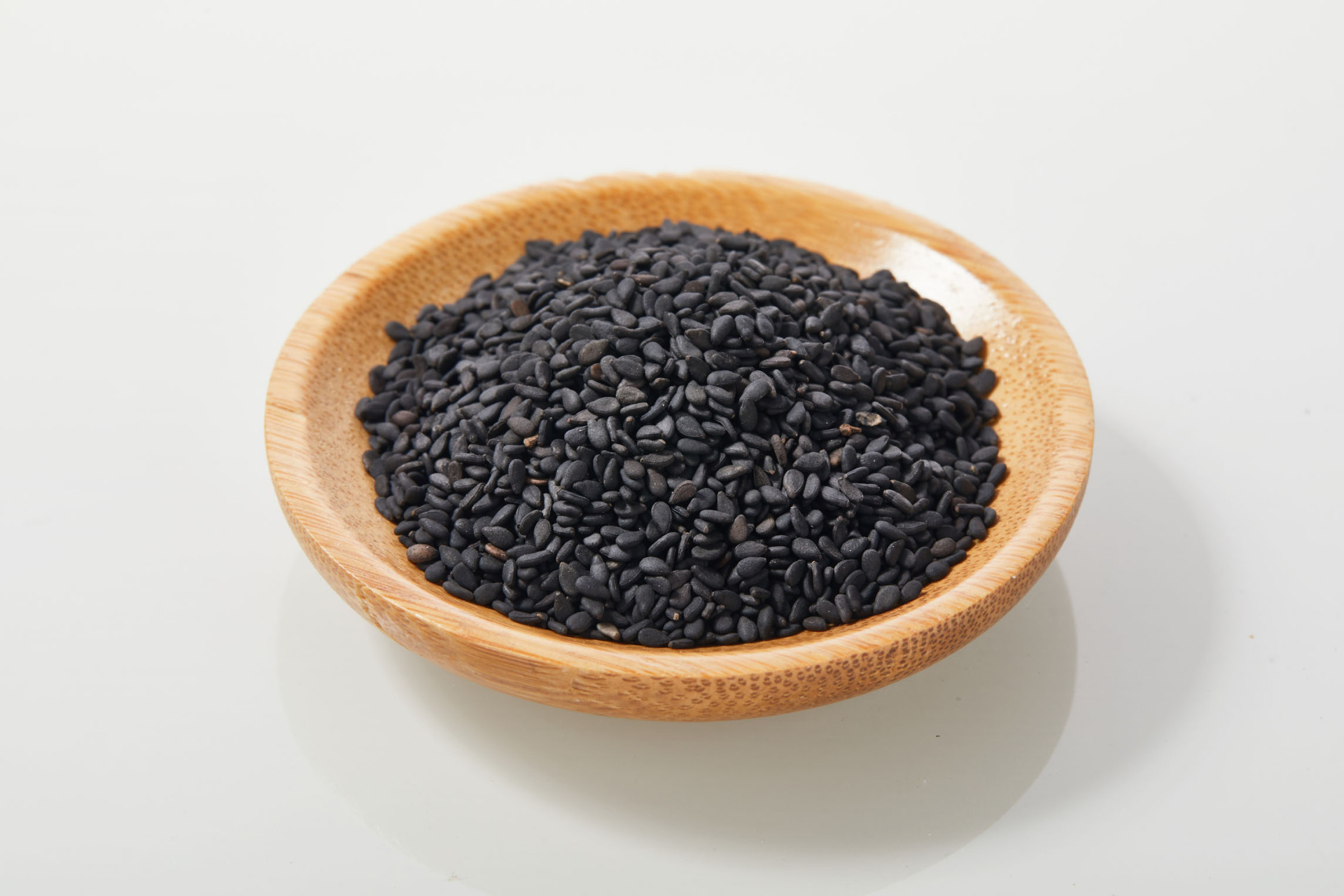 护肝吃它,健脾吃它,补肾吃它……#生活太苦美食来补#  1,养心吃小麦.