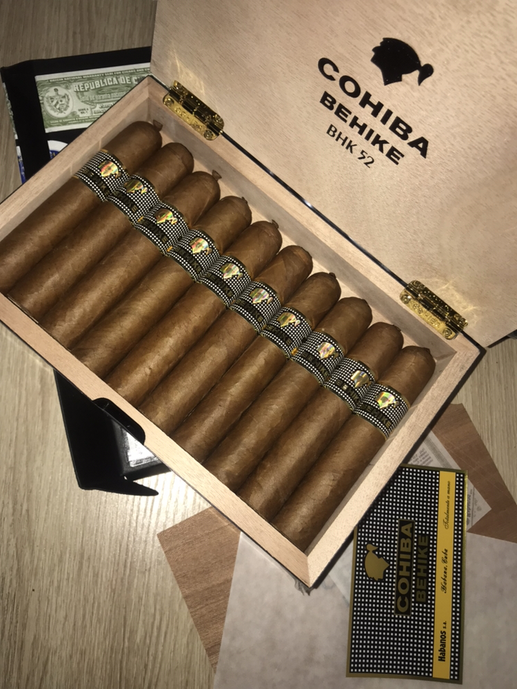 高希霸贝伊可52号雪茄cohiba behike bhk 52