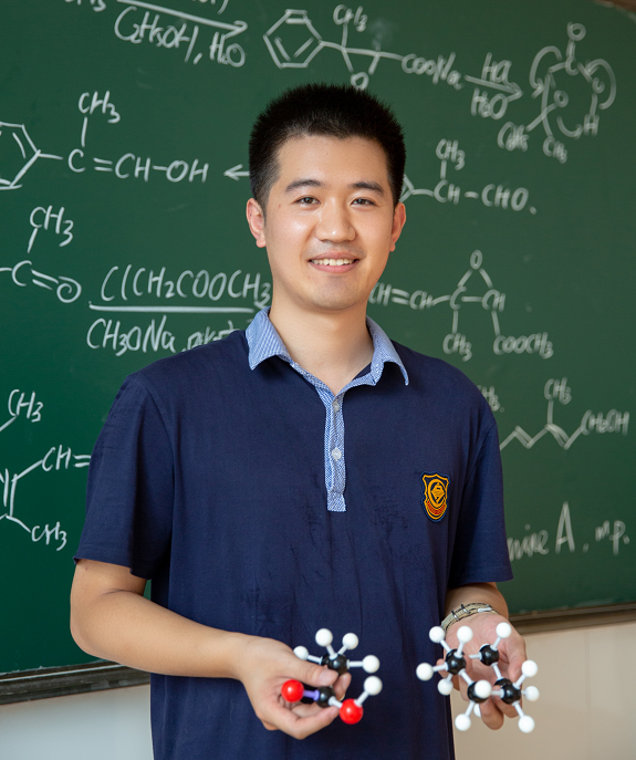 北大博士:这一年,我在中学当老师