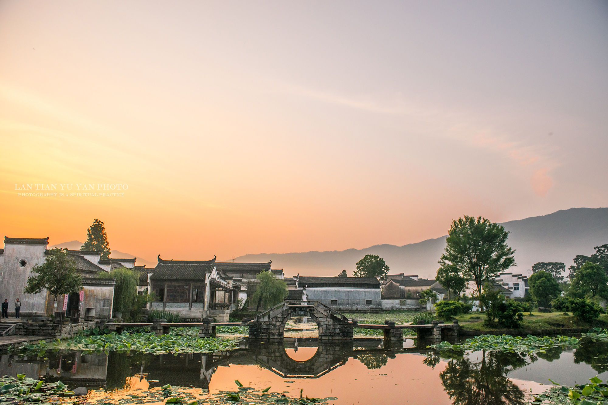 《爸爸》拍摄地呈坎八卦村虽然很牛,但不该要收那么贵的门票