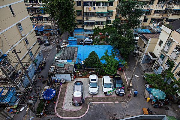 再见了,城中村西安杜城村!两万多名大学生吃喝玩乐的胜地