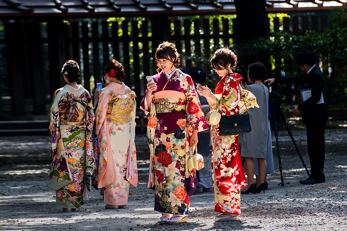 这个澡堂,只让日本人进去洗澡