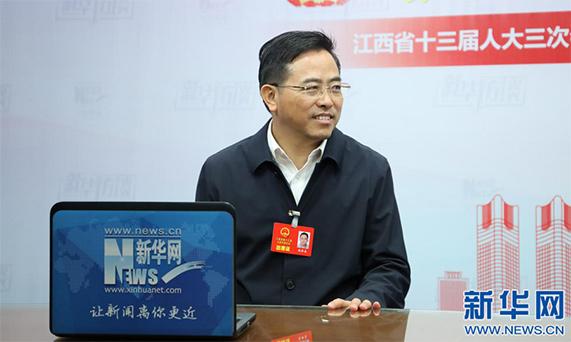 赖联春:"不留盲点"推进脱贫攻坚 打造瑞金红色旅游品牌