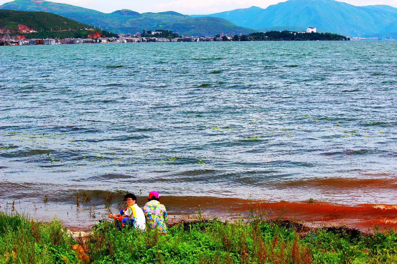 除了香港特別行政區赤柱,大理洱海風景區,海水平靜的知名旅遊休閒場所