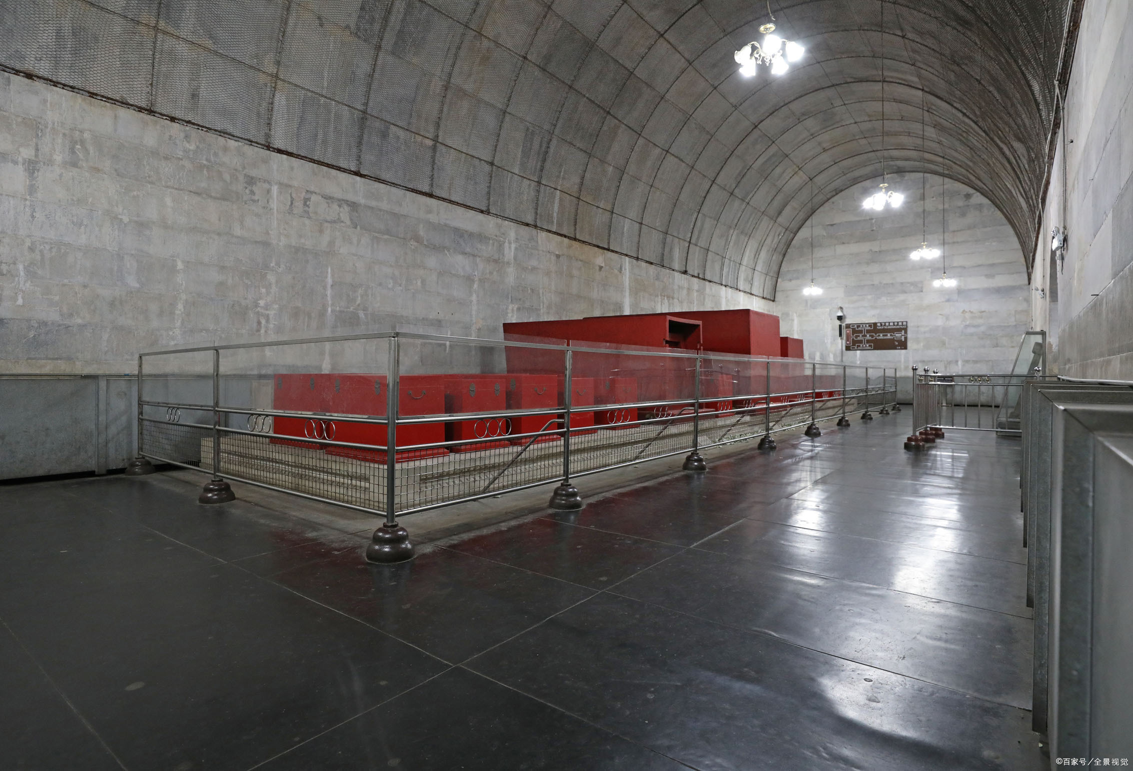 我国在二十世纪中期对定陵进行考古发掘.