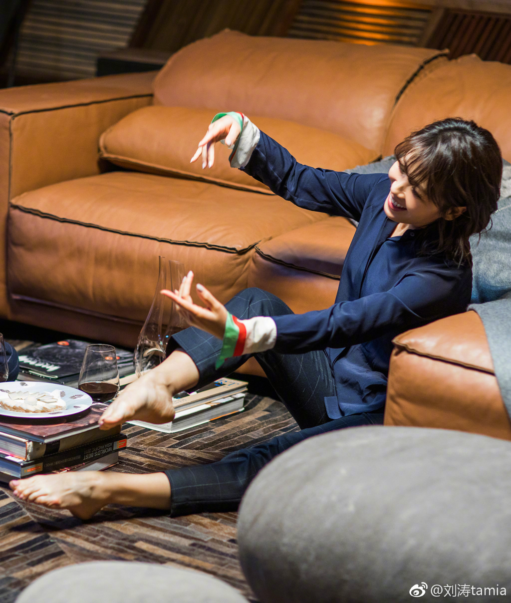 感受一下"刘涛躺"早期剧照吸睛,抬个腿都这么优雅尽显女神范!