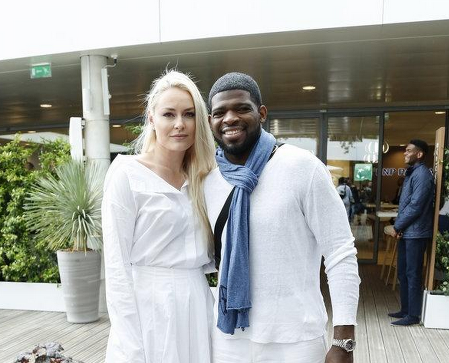35岁"白雪公主"林赛·沃恩现身,与黑人男友一起看法网比赛