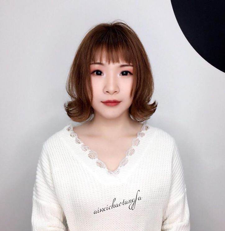 冬日流行"烫翻翘"卷发,尽显你的名媛范!