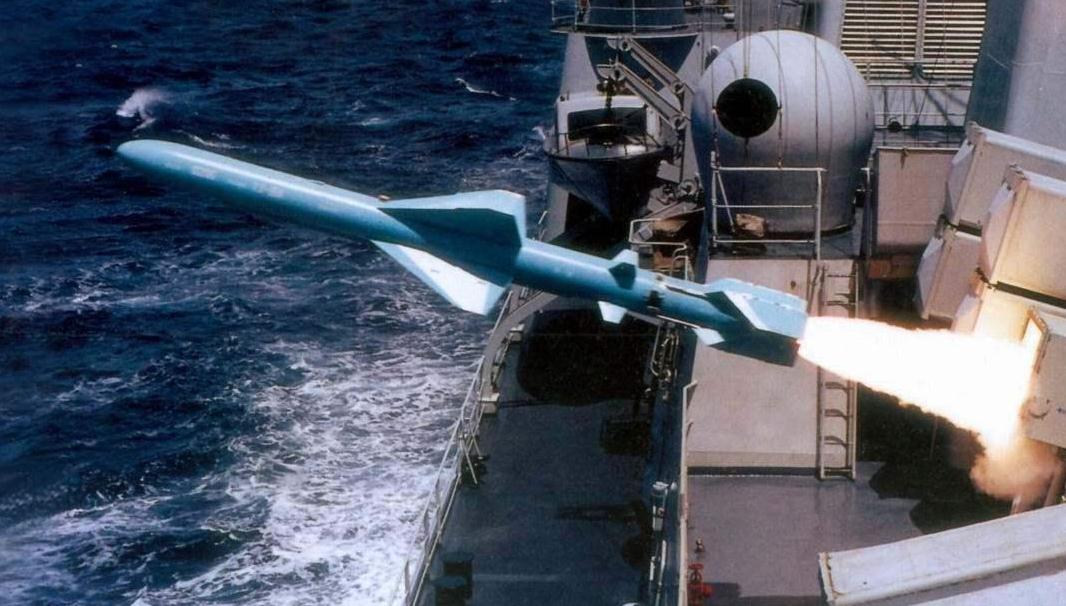 鹰击18到底有多强?可重创宙斯盾,美军长叹了口气