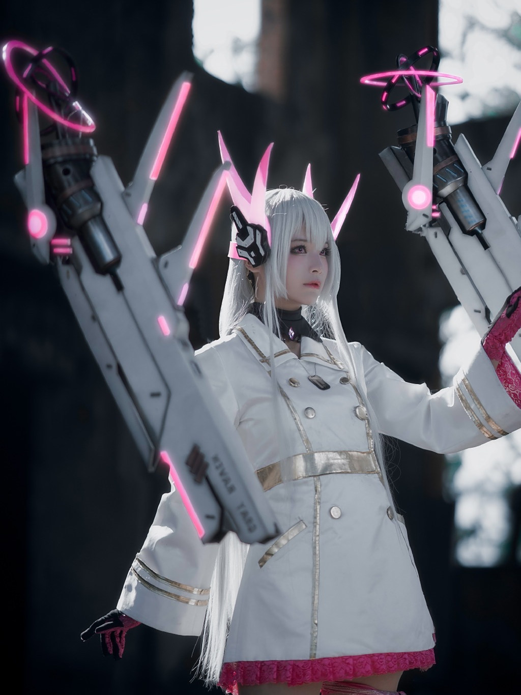 战双帕弥什丽芙cos:指挥官,我是丽芙,一定会帮上忙的