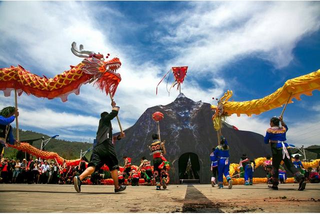 祈求神龙降福,风调雨顺,五谷丰登—彝族祭龙节