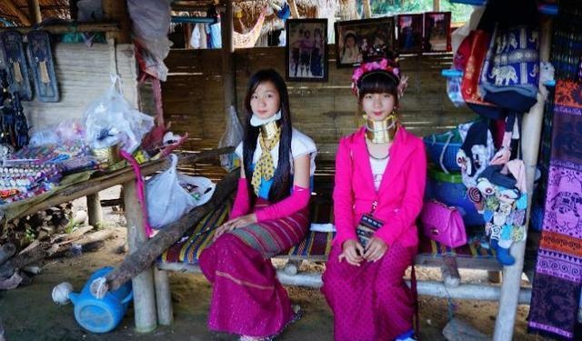 缅甸古老神秘的长颈族,五岁开始往脖子上套项圈,最多能达10公斤