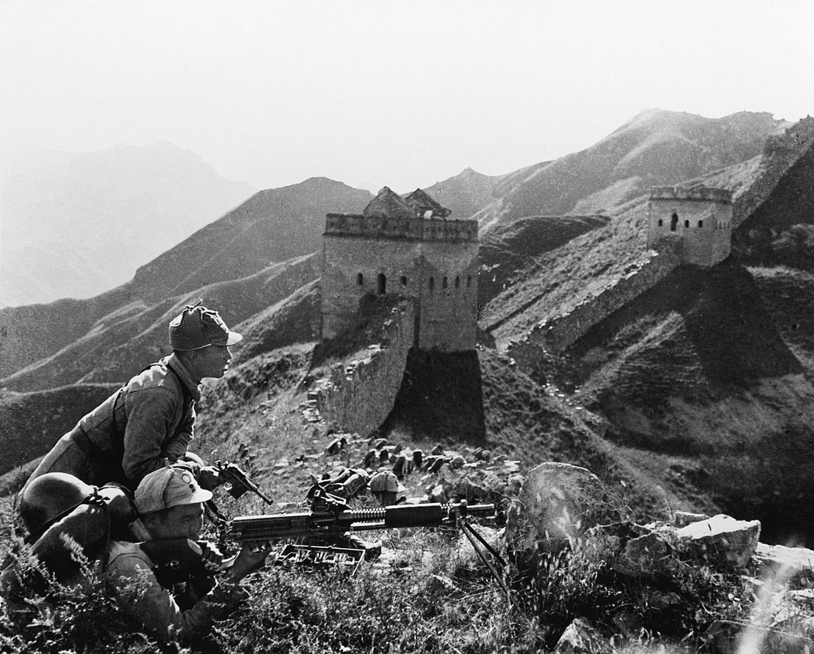 1939年,日军大佐饭野贤十为了取乐,一连击杀了8个溃逃的中国士兵,可第