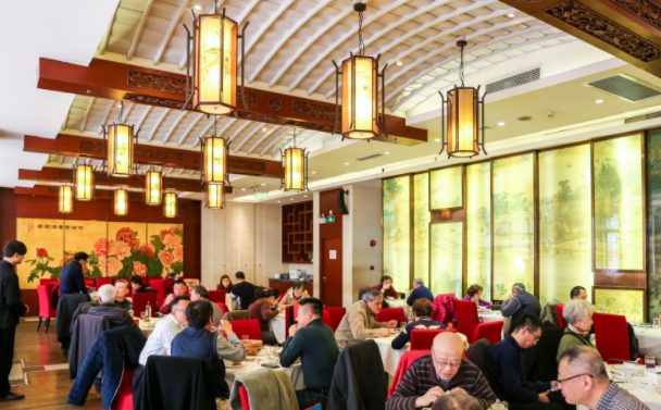 老正兴菜馆(福州路店),典型的老字号饭店,上海本帮菜!