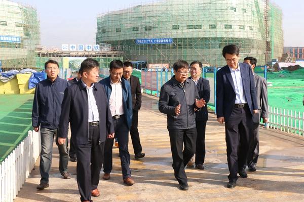 省政研室杨三省一行来渭南经开区调研营商环境