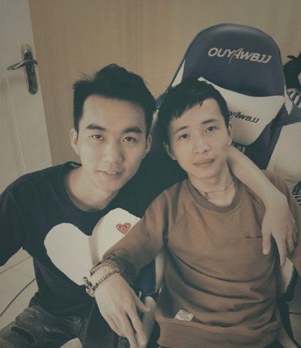 lol节奏:来啦老弟!如何用机器人将uzi钩自闭,文森特你躺好就行