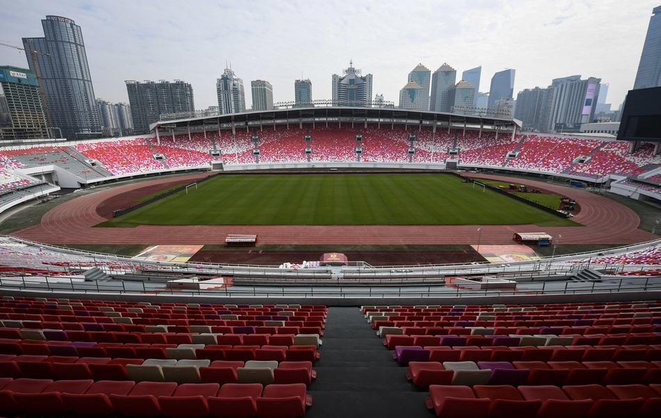 恒大天河体育场翻新完工,似百花齐放,视觉效果震撼