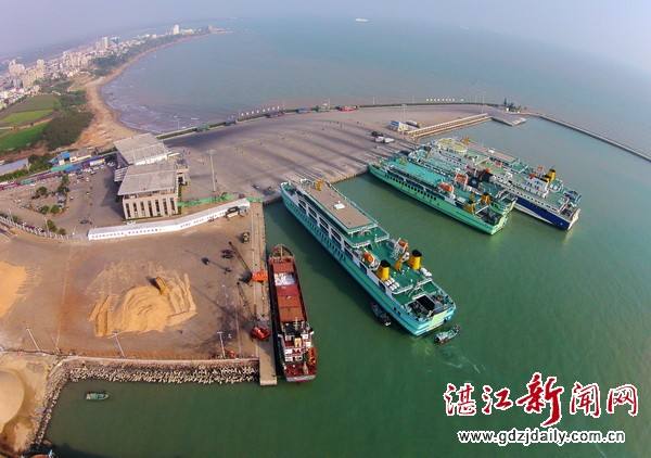 海口湛江积极应对海安新港航道碰撞事故,确保春运安全畅通