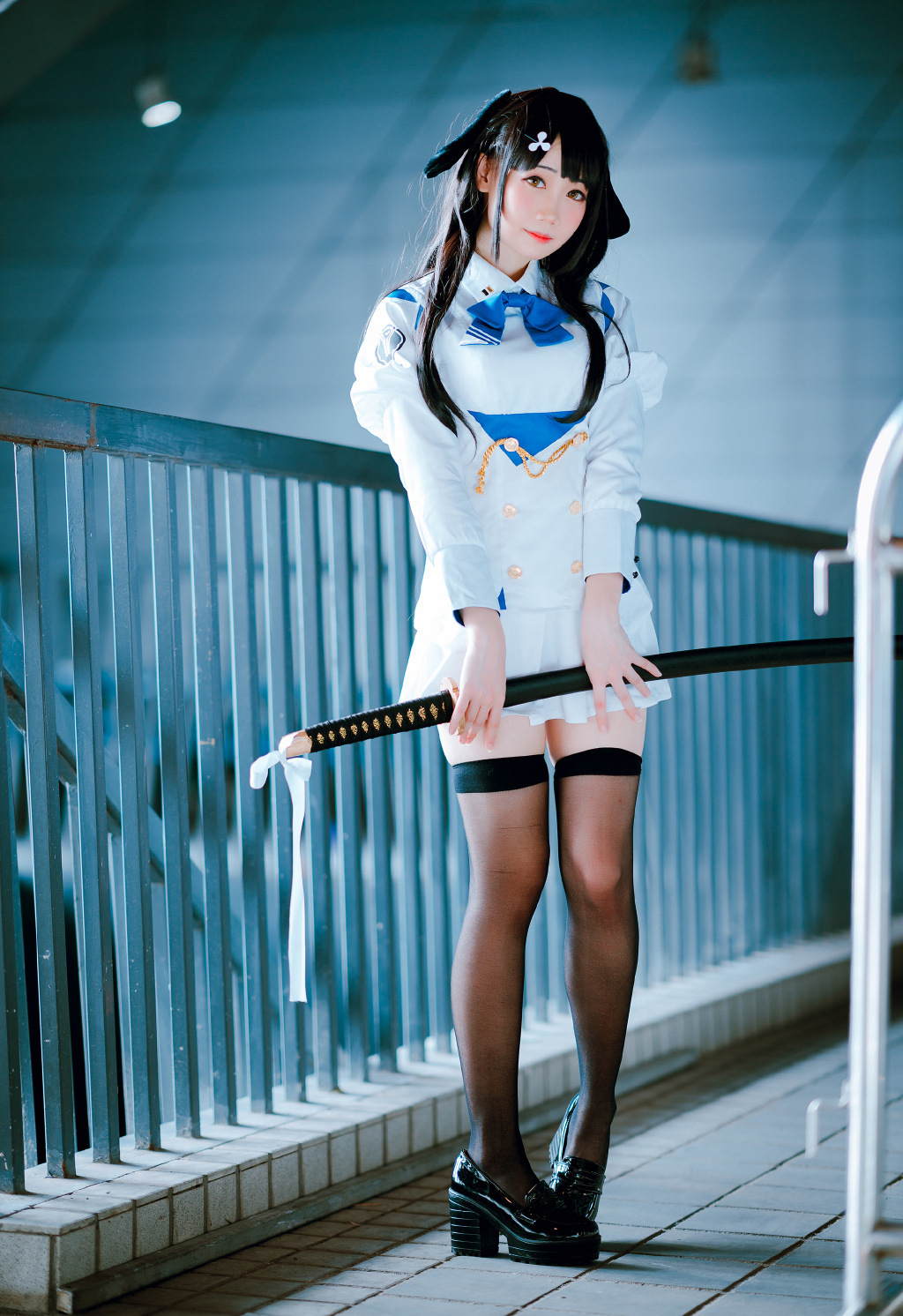 碧蓝航线鸟海cos: 鸟海会为了指挥官珍重地使用这份力量的