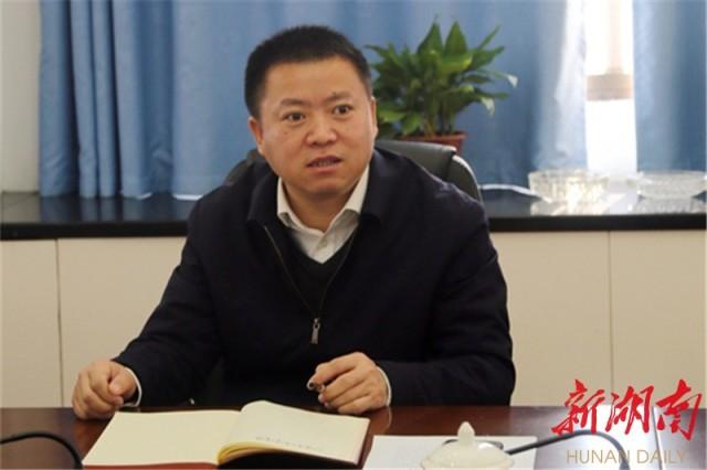 李诗兴到吉首法院调研督导 "扫黑除恶"深挖彻查工作