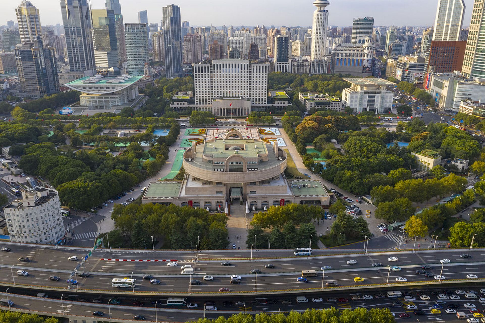 新中国成立以后,首都落选十大城市: 1:上海……落选原因:不易防守  2