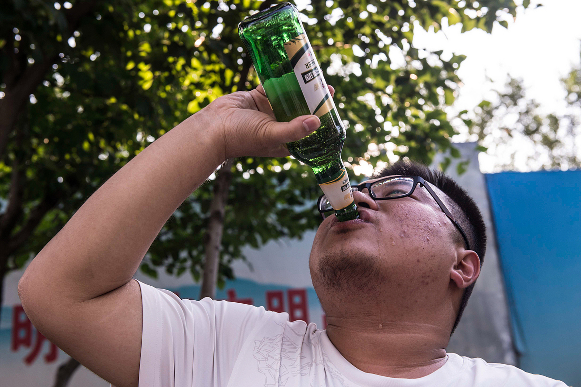 【一喝酒脸就红的人,听个劝,以后就不要再喝了】  喝酒为什么会脸红