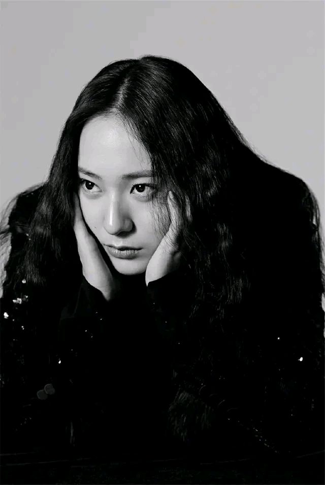 郑秀晶精美壁纸:个性时尚,高冷文艺!