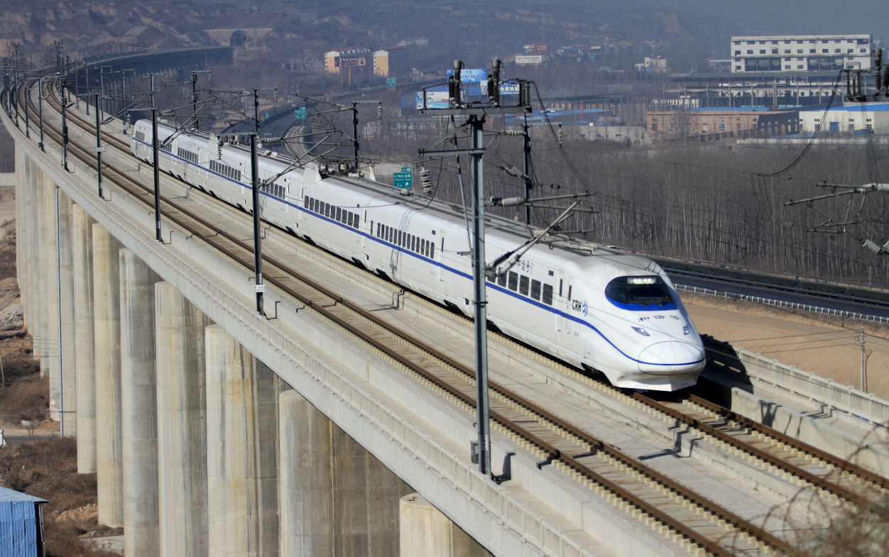 济青高铁从开工建设到现在,已经进行了整整3年,各路段运营时速在250