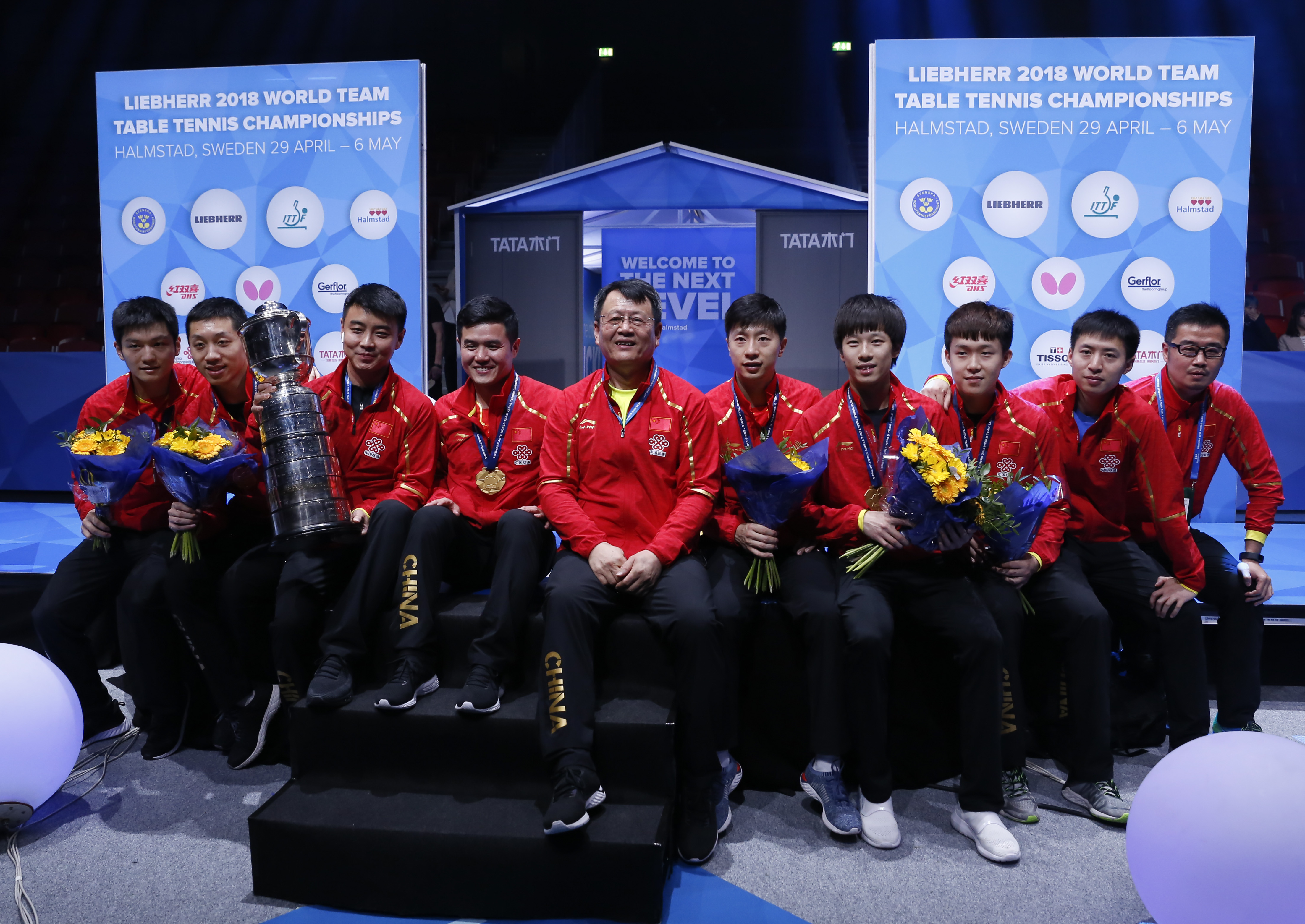 乒乓球——世乒赛:中国队捧得斯韦思林杯(14)