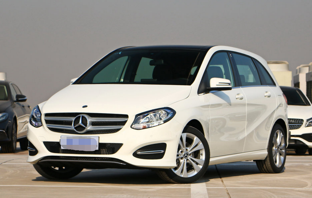 时尚却不失低调,这款奔驰(进口)-奔驰b级,内饰简约,个性十足