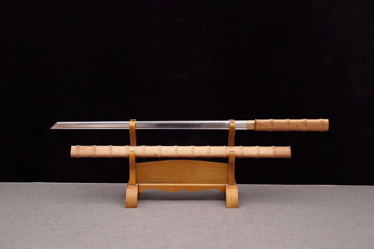 锰钢一体刀身,竹木刀鞘.