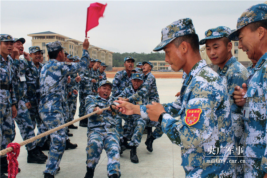 青岛海军陆战队新兵图片