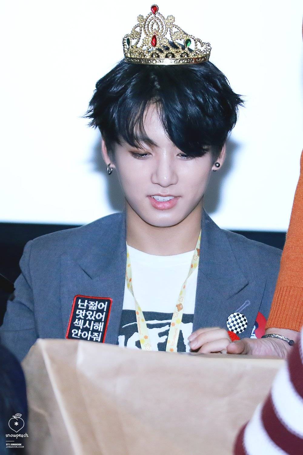 防弹少年团田柾国solo曲《euphoria》再进入苹果音乐排行榜top100