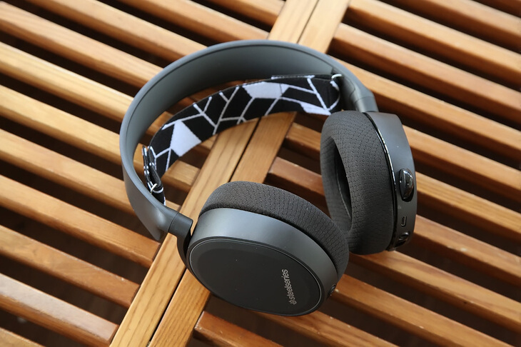 gaming up!赛睿寒冰3蓝牙游戏耳机评测