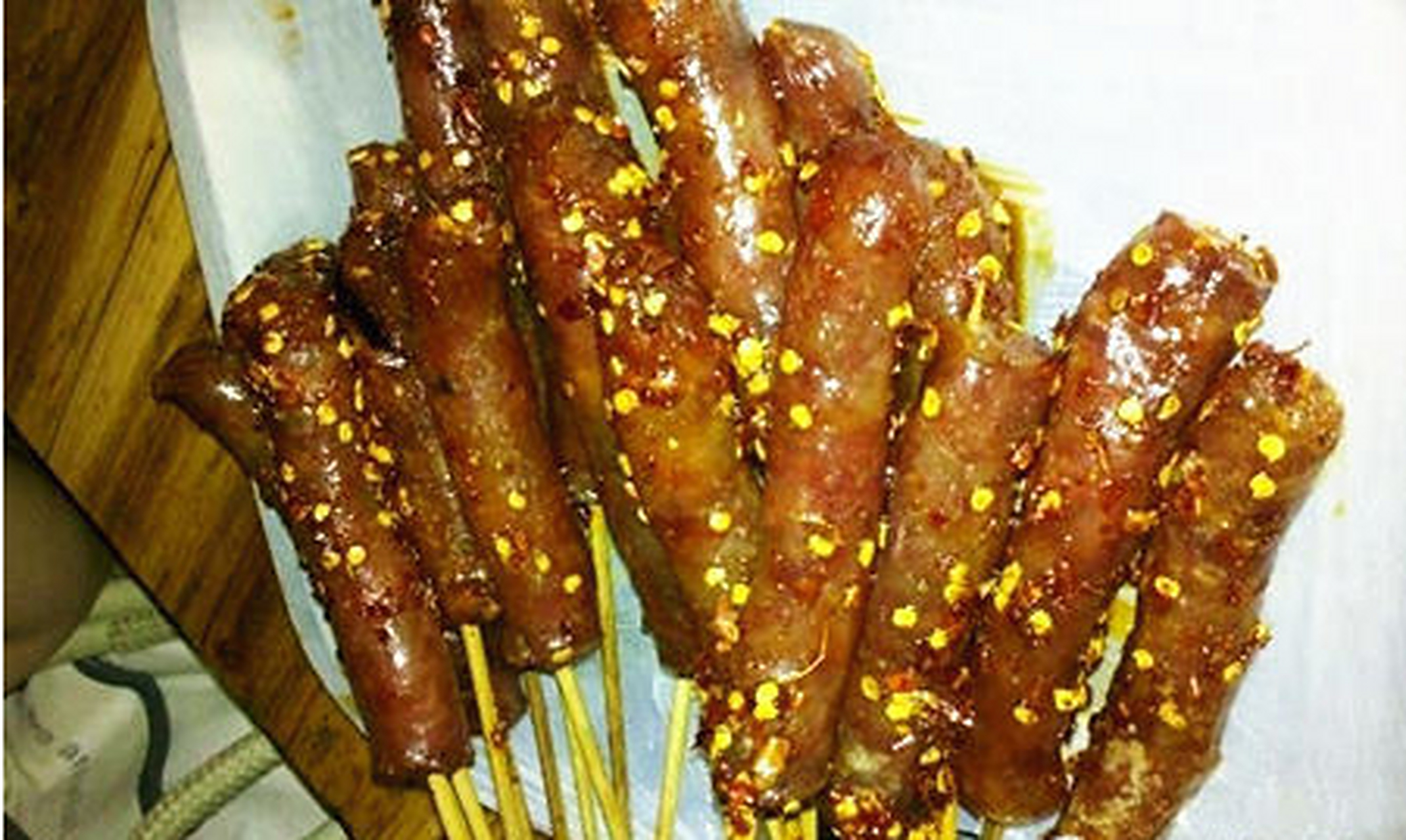 百城百味##百城百味长沙#冬瓜山是著名的夜宵圣地,这里有一家长沙览 