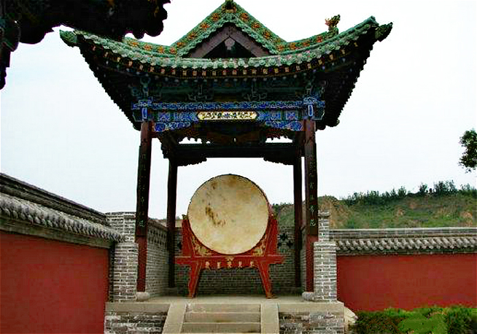 尧舜的"敢谏之鼓"与"诽谤之木":其一发展为中华民族的