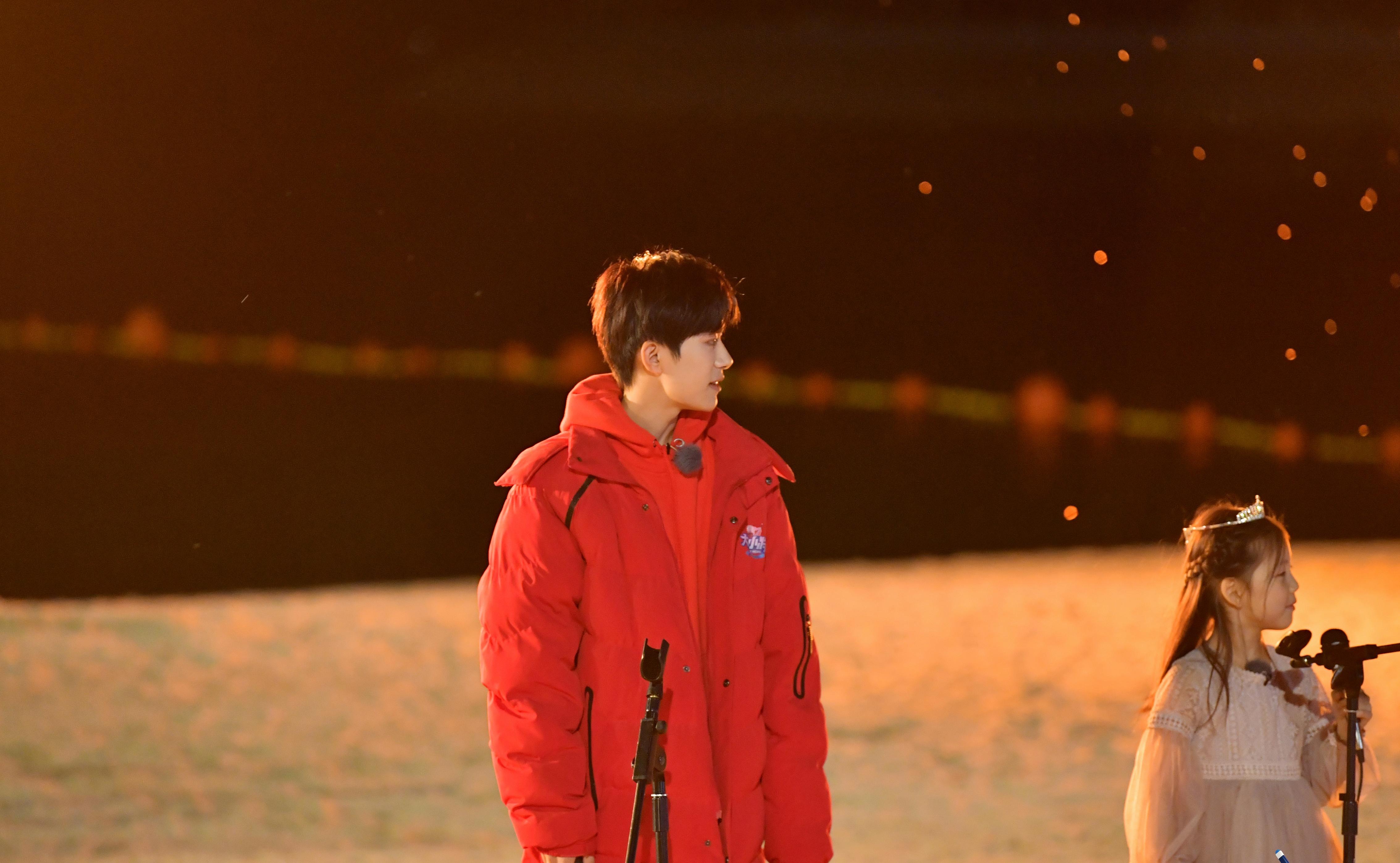 《大冰小将》放高清剧照,易烊千玺穿泳装,和粉丝们想的太不一样