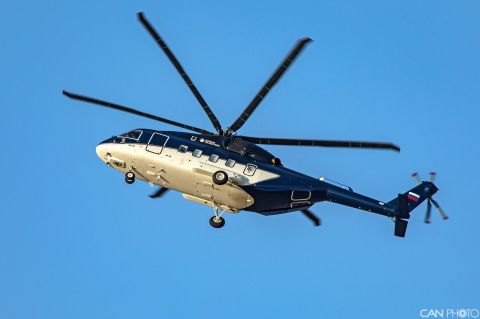 俄罗斯米-38直升机在迪拜航展上演精彩表演