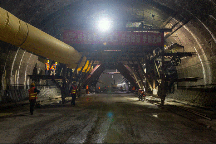 龙兴隧道预计年底完工,未来从龙兴到江北机场仅需15分钟!