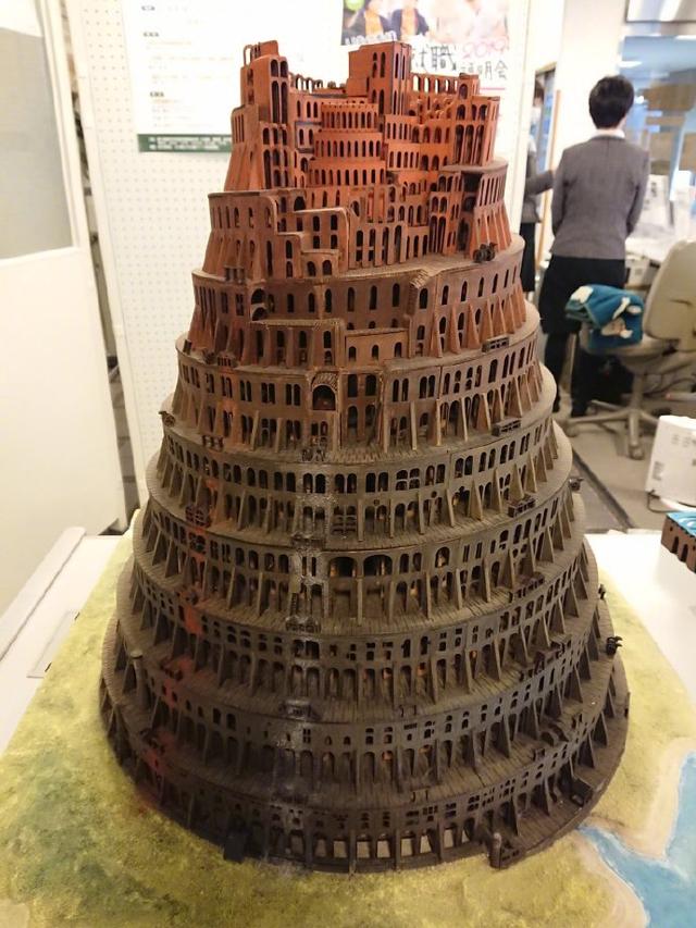 日本初中生参考漫画做出超炫巴别塔,网友:别人家的初中生