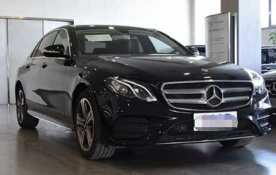 奔驰e级2019款e200l运动型,时尚大气特别适合男性