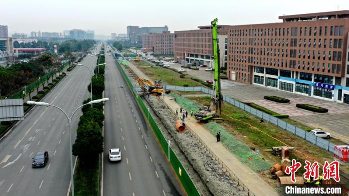 成都总投资约1706亿元的重大基础设施及民生社会事业项目集中开工