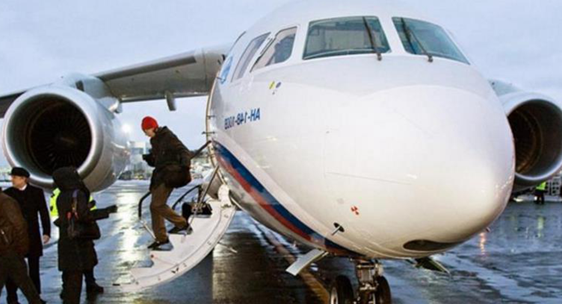 安-148支线客机完成首次商业飞行,回顾安-148客机完成的首次商业飞行