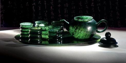 夜光杯在历史上真的存在吗?究竟是传说,还是另有渊源?