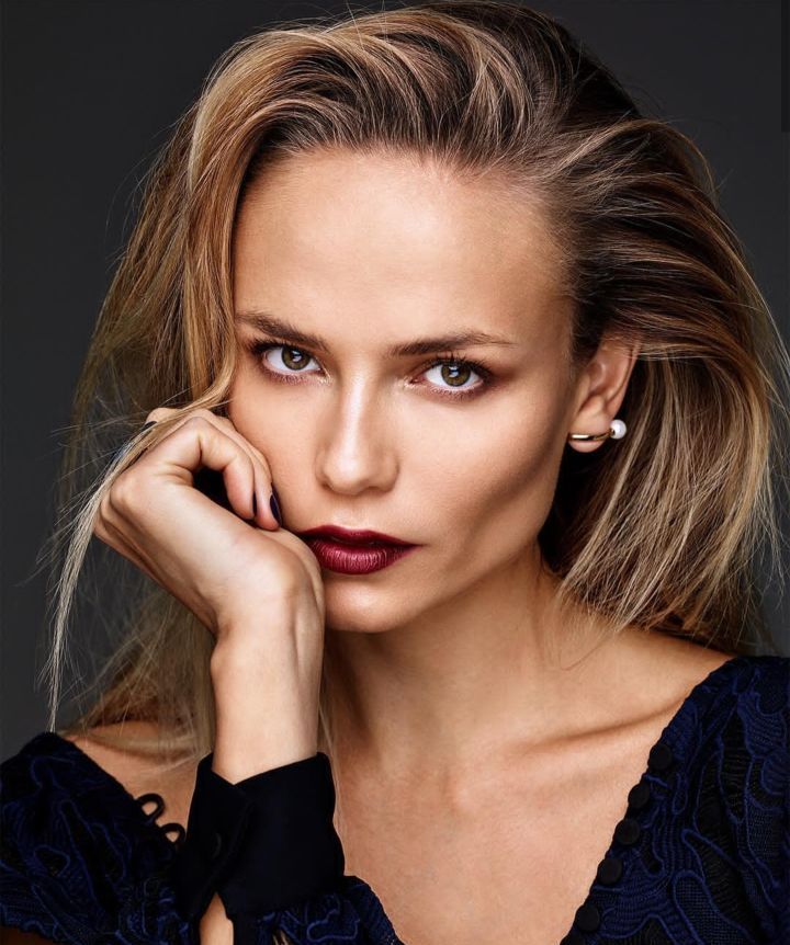 超模界的台步大姐大泡泡莉,剪刀腿步步生风,你被震撼了吗?