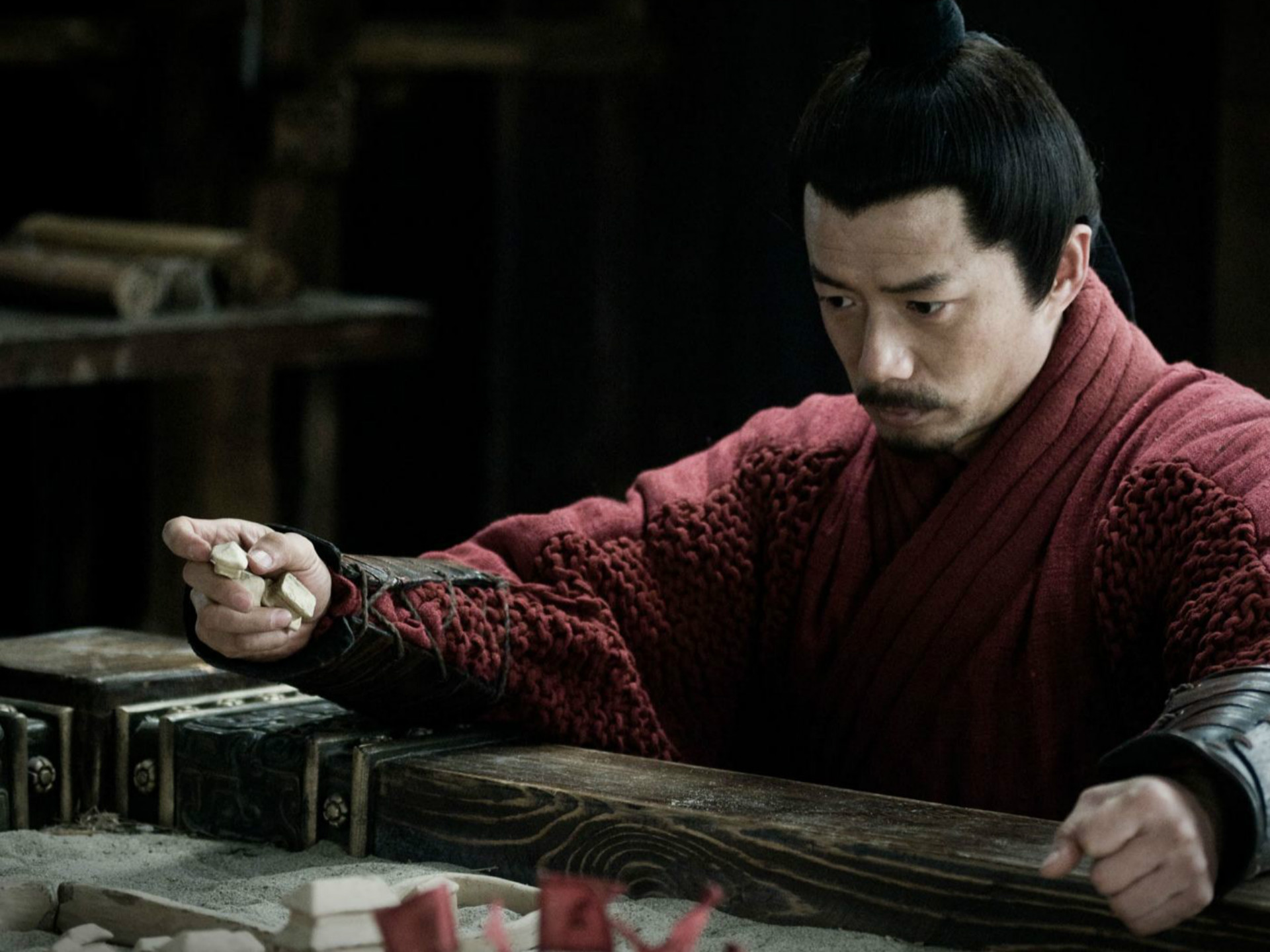 汉朝开国谋臣陈平,多次救刘邦于水火中,他是怎样一个人呢?