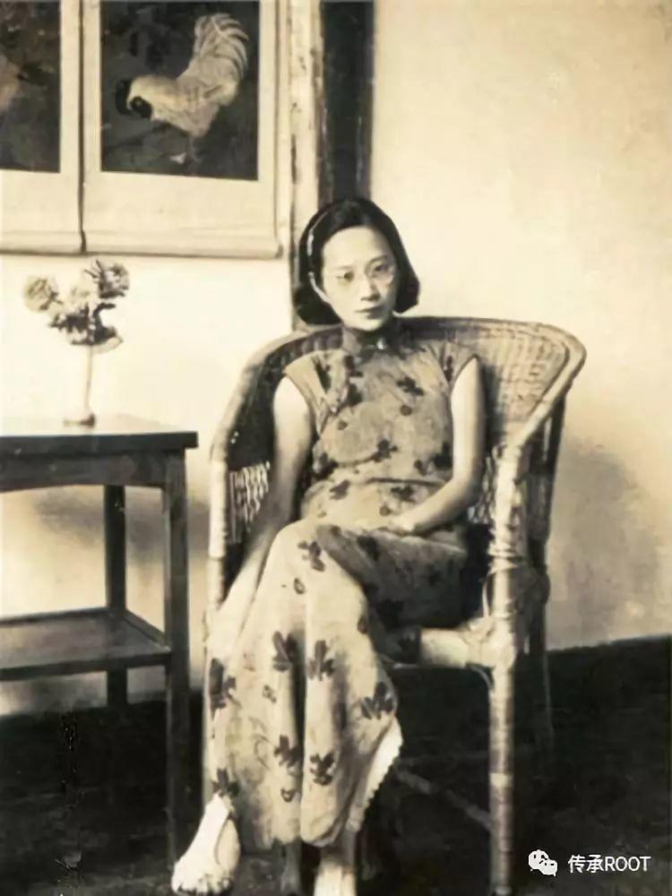 与宋氏三姐妹齐名的张家四姐妹,二姐张允和的一生