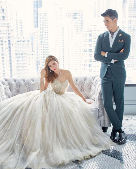 "兔女神"vill和son合体拍摄婚纱照,男神收割机遇到真爱?